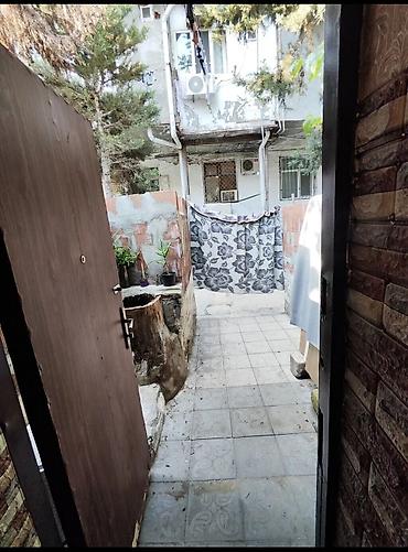 goycayda tecili ev satilir: Elmler metrosuna 5_6 deqiqeliy mesafede 53 nomreli mektebin — 2