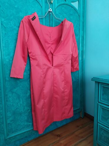 Повседневные платья: Платье 3шт. 44-46-48разм. Район пр.Чуй -Разина не доезжая ТЭЦ — 3