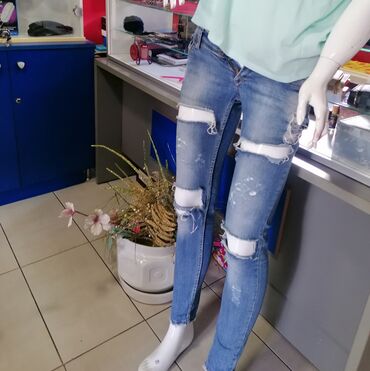 Farmerke: Farmerice Firmirane
Malo nošene
Super model
Vel S — 3