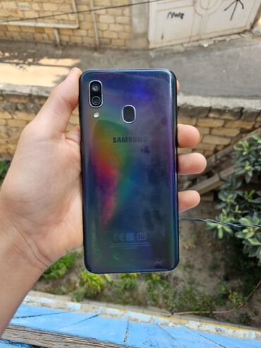 bu smartfonu satın al: Samsung Galaxy A40, 64 ГБ, Отпечаток пальца