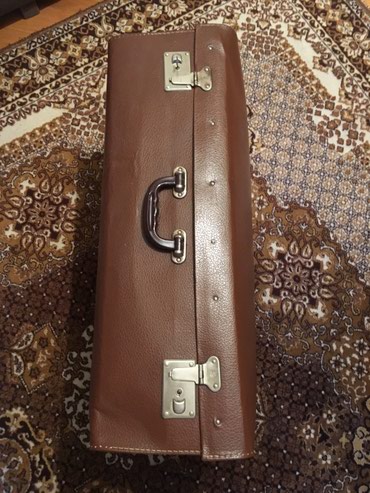 pismo torbau oker boji na preklop dimenzije: Veoma star retro kofer, preko 70 god. Odlično očuvan s obzirom na