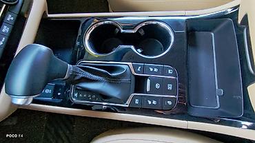 Kia: Kia Carnival: 2019 г., Минивэн — 8