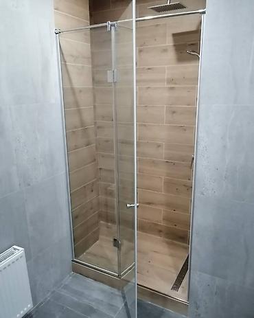 Душевые перегородки и ограждения: Прямая душевая перегородка в нишу в основном заказывается с фурнитурой — 6