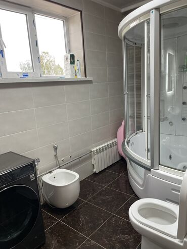 Иссык-Куль 2025: Номер, КОМФОРТ Каракол, Парковка, стоянка — 29