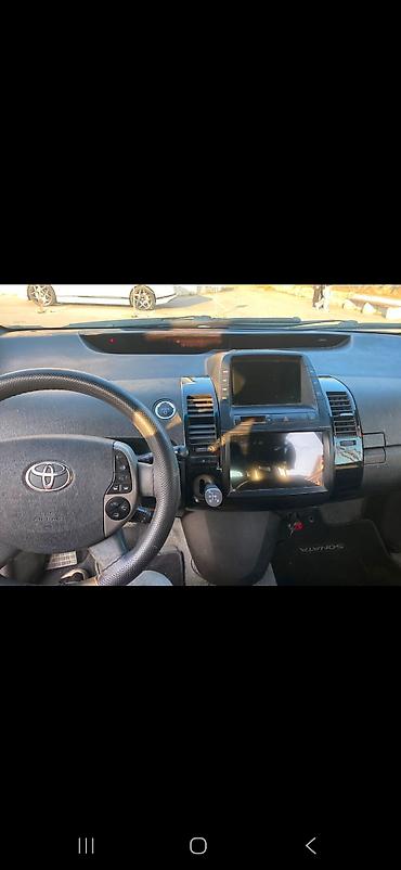 prius salon: Toyota Prius (ikinci nəsil, liftback) – hibrid Özəlliklər: - Hibrid — 1