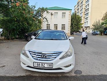 Hyundai Sonata 2.4– ağ rəngli sedan Model: Hyundai Sonata 2.4 (nəsil lalafo.az -da Hyundai Sonata 2.4– ağ rəngli sedan Model: Hyundai Sonata 2.4 (nəsil