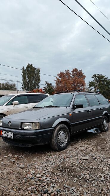 машына приора: Volkswagen Passat: 1993 г., 1.8 л, Механика, Бензин, Универсал