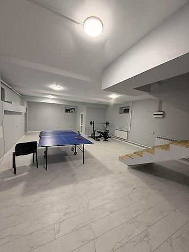 Продажа коттеджей и домов: 6 комнат и более, 435 м², 4 соток, Бишкек, Кок-Жар ж/м Собственник — 24