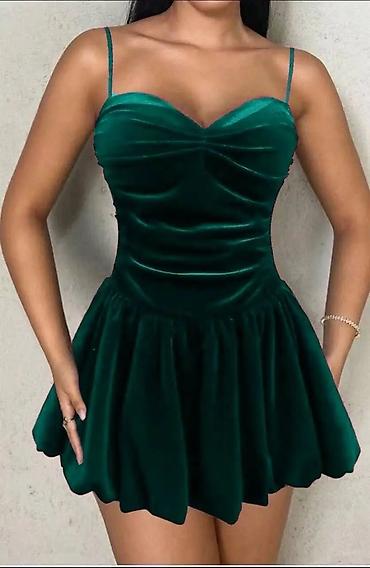 Haljine: Baršunasta mini haljina sa bretelama – srcoliki dekolte - Materijal — 6