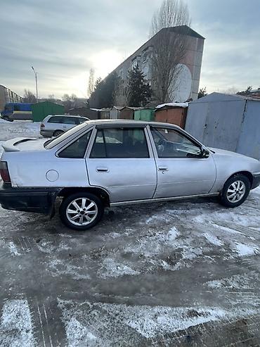 aion v: Daewoo Nexia: 1994 г., Механика, Бензин, Седан — 2
