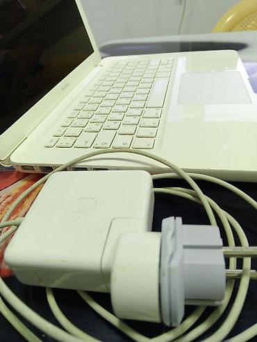2.el macbook: Moskvadan almışam. Yaxşı vəziyyətdədir. Üstü 1 az ləkəlidir — 3