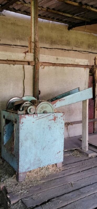 свекла в Кыргызстан | СЕМЕНА И УЛИЧНЫЕ РАСТЕНИЯ: Продаю сенодробилку в хорошем состоянии сам пользовался работает от