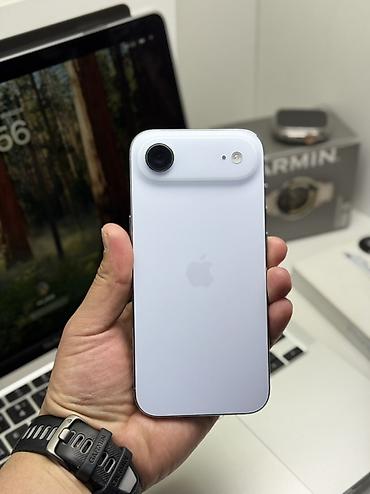 Apple iPhone: IPhone 17 Pro Max, Новый, 256 ГБ, Оранжевый, Зарядное устройство, Защитное стекло, Чехол, В рассрочку, 100 % — 5