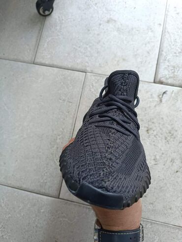 Women's Sneakers and athletic shoes: 44 — 5