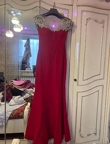 Вечерние платья: Вечерние платья, полная длина. 1) Черное платье:брала за 18000т отдам — 8