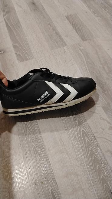 Krasofkalar və idman ayaqqabıları: Hummel “ninetyone” qadin idman ayaqqabısı - Rəng: qara, ağ detallarla — 1