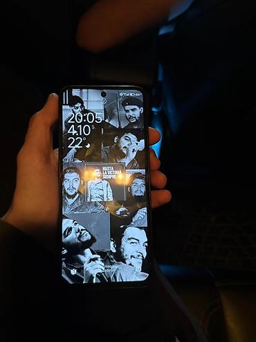 iphone x barter: Xiaomi 13, 128 GB, rəng - Qara, 
 İki sim kartlı, Face ID, Sensor — 4