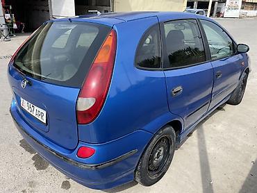 camri 70: Nissan Almera Tino: 2001 г. — 3
