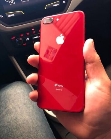 adam terezisi: IPhone 8 Plus, 64 GB, Qırmızı, Barmaq izi, Simsiz şarj