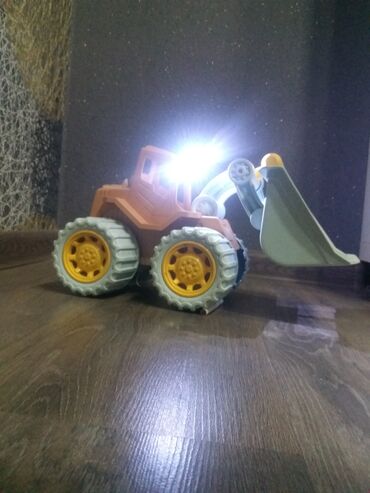 Oyuncaqlar: Uşaq üçün işıqlandırmalı oyuncaq ekskavator/buldozer usaq dunyasi — 3