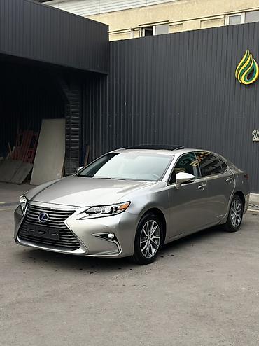 Lexus ES: 2017 г., 2.5 л, Автомат, Гибрид, Седан