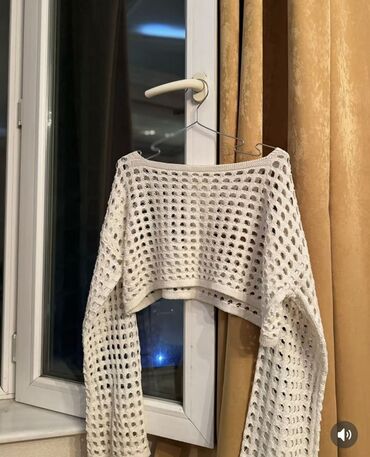 женские кожаные длинные перчатки: - Ağ rəngli, açıq tor toxuma dizaynlı, uzunqollu, qısa kəsimli