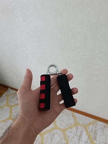 Bilək məşqi üçün nəzərdə tutulan alət.2-3 mnt fərqli mehsullar lalafo.az -da Bilək məşqi üçün nəzərdə tutulan alət.2-3 mnt fərqli mehsullar