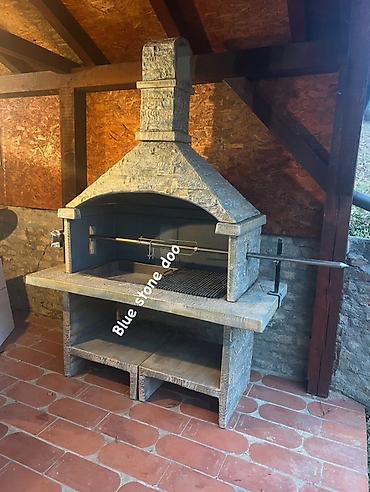 solarne: Kamin/roštilj od kamena sa ognjištem i dimnjakom – idealan za dvorišne — 1