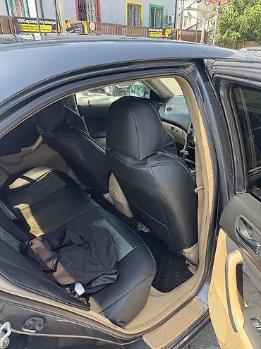 передние сиденье: Сдаю Honda Accord, Посуточно, Без водителя, | Водительские права — 5