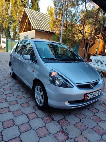 ауди 100 сатылат: Honda Jazz: 2003 г., 1.3 л, Вариатор, Бензин, Хетчбек