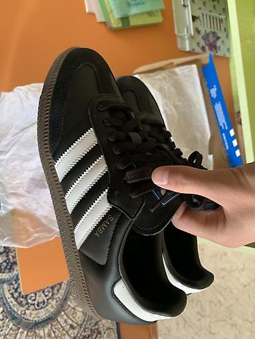 Adidas Samba OG — оригинальные, размер40, состояние новые