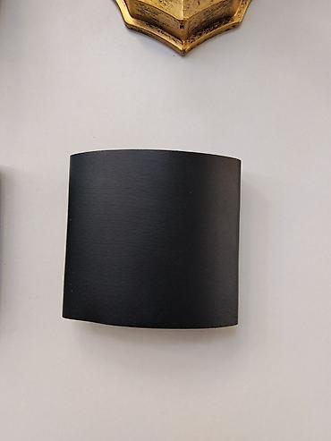 smart light: Настенный светильник-бра, современный минималистичный дизайн. - — 1