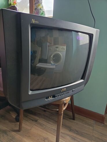 tv ekranları: İşlənmiş Televizor JVC 54" Ünvandan götürmə