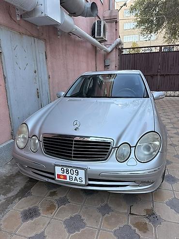 Mercedes-Benz E-Class: 2002 г., 5 л, Автомат, Бензин, Седан