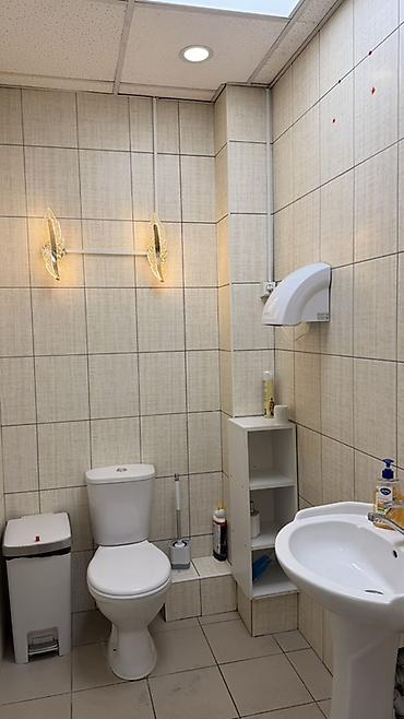 Аренда коммерческой недвижимости: Сдаю Офис целиком: Сдаю Банковское отделение, Колл-центр, Нотариус, 25 м², В бизнес центре, С ремонтом, Первая линия — 9
