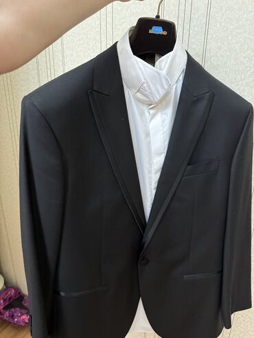 мужской костюм: Костюм 2XL (EU 44), цвет - Черный
