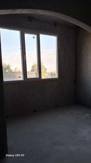 жк арзуу: 1 комната, 44 м², 3 этаж, ПСО (под самоотделку) — 4