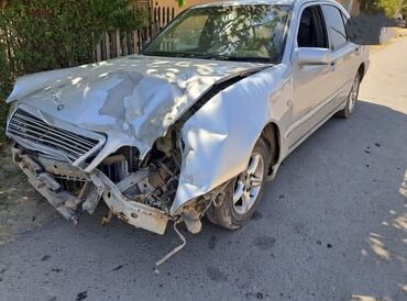 машины под выкуп: Mercedes-Benz 220: 1995 г., 2.3 л, Механика, Бензин, Седан