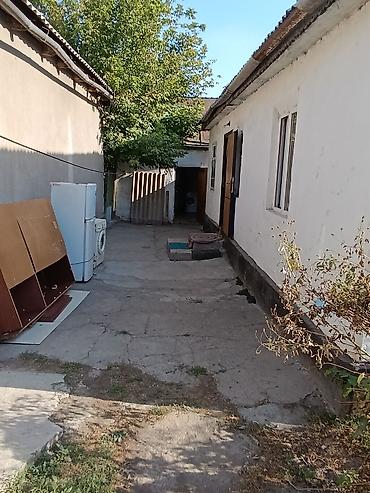 Дома: 37 м², 3 комнаты, Аламединский рынок / базар, Студентам — 2