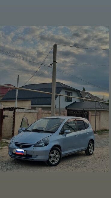 Honda: Honda Fit: 2001 г., 1.3 л, Вариатор, Бензин, Хэтчбэк