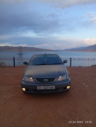 люк на камри: Toyota Avensis: 2002 г., 1.8 л, Автомат, Газ, Хетчбек