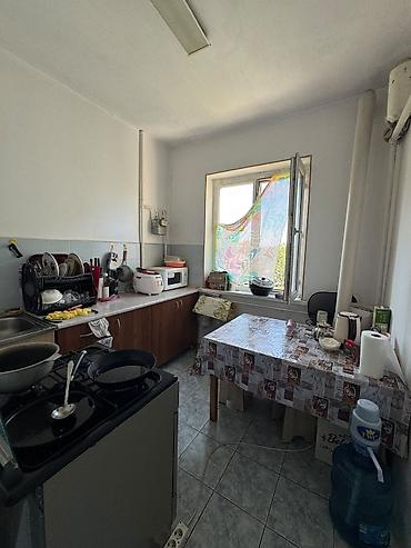 Квартиры: 5 комнат, 62 м², 105 серия, 4 этаж, Косметический ремонт — 7