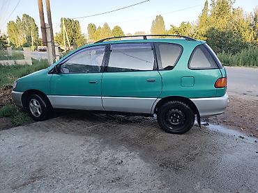 Продажа авто: Toyota Ipsum: 1996 г., Минивэн — 4