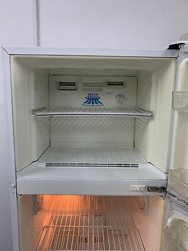 mini refrigerator: Холодильник Daewoo, Б/у, Двухкамерный, No frost, 60 * 163 * 60 — 3