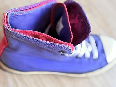 nike lilly: Converse Chuck Taylor All Star – duboke starke

- Veličina: EU 37 — 5