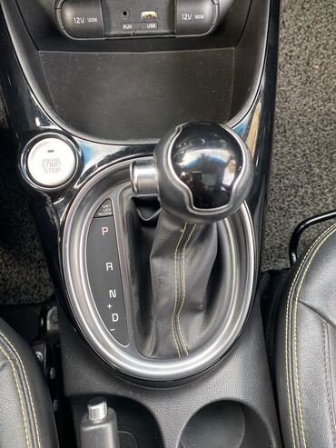 Hyundai: Hyundai : 1.6 l | 2016 il Hetçbek — 4