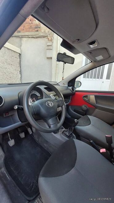 Toyota: Toyota Aygo: 1 l. | 2006 έ. Χάτσμπακ — 13