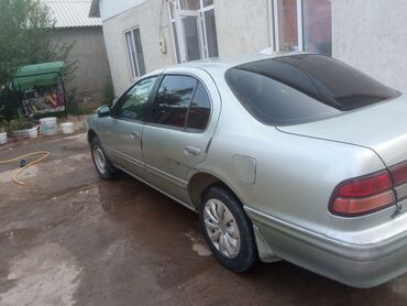 продаю машину требуется ремонт двигателя: Nissan Cefiro: 1995 г., 2 л, Автомат, Бензин, Седан