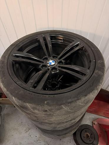 bmw 7: Комплект из 4 летних шин с дисками BMW. Полуслики - Диски — 1