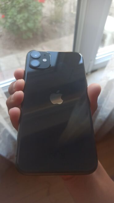 Apple iPhone: IPhone 11, 128 GB, Qara, Face ID